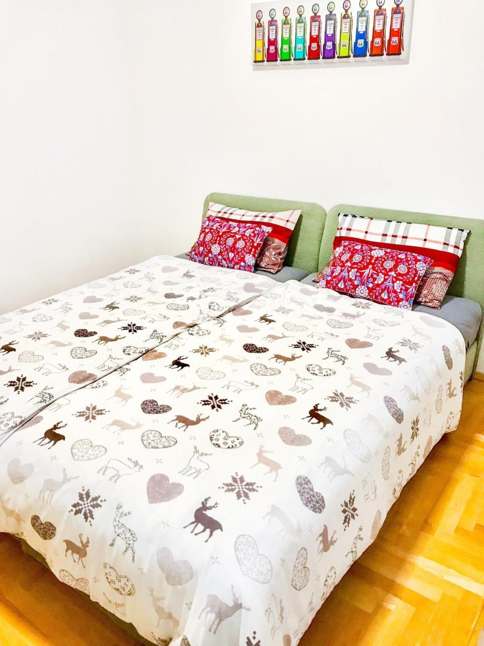Regina'S Apartments Skopje Esterno foto